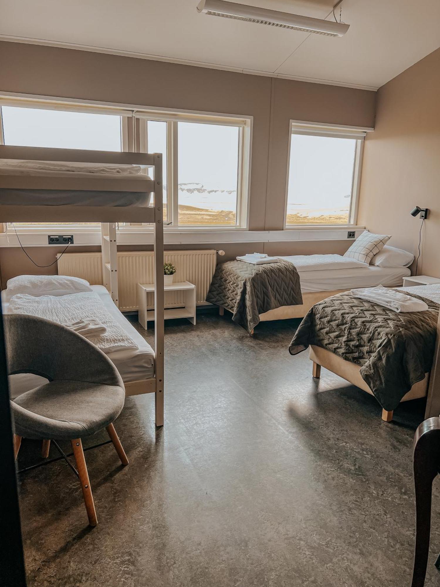 Guesthouse Reynir Vik i Myrdal ภายนอก รูปภาพ